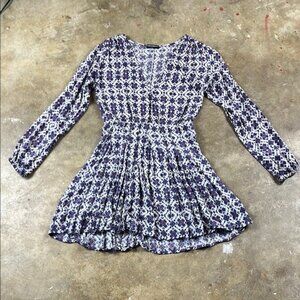 Brandy Melville Blue and White Geometric DressSize: Small